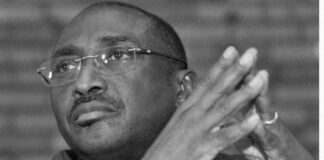 SIDYA TOURÉ DESORMAIS DE L’AUTRE CÔTÉ, TIBOU A ÉGALEMENT ÉCRIT